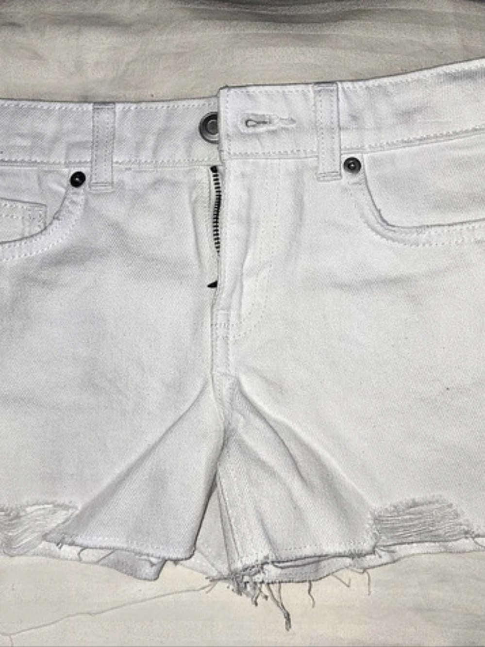 weekend academy WA Denim Short White Jean Shorts White Size 8